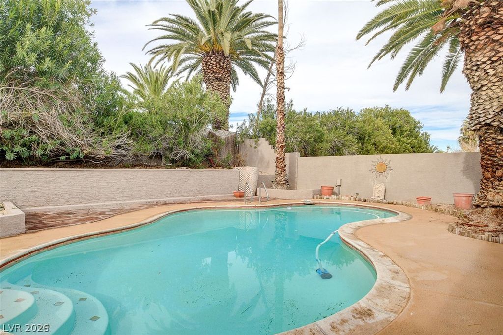 4273 Hazelcrest Drive, Las Vegas, NV 89121 — photo 2