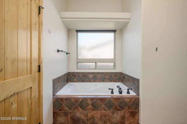 4664 Mesa Rico Drive, Las Cruces, NM 88011