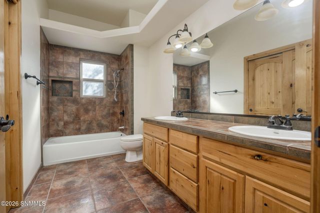 4664 Mesa Rico Drive, Las Cruces, NM 88011