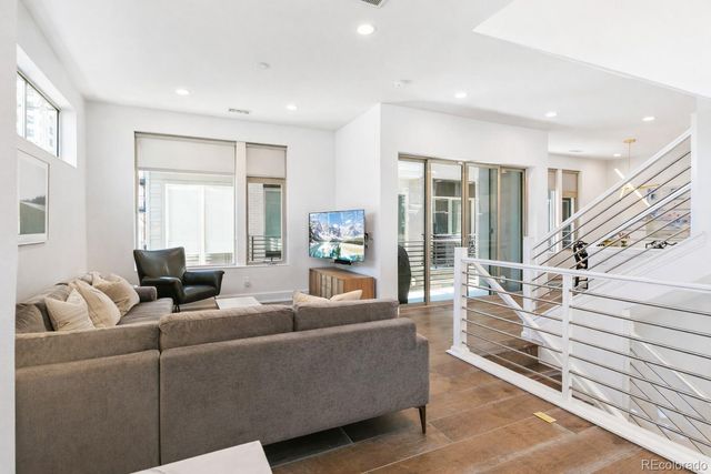 61 W 10th Avenue, Denver, CO 80204