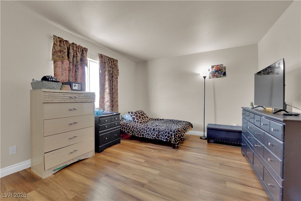 Image 34 of property listing at 6536 Castor Tree Way, Las Vegas, NV 89108