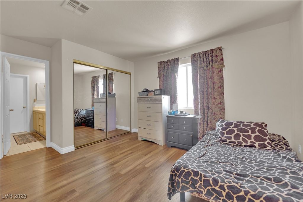 Image 35 of property listing at 6536 Castor Tree Way, Las Vegas, NV 89108