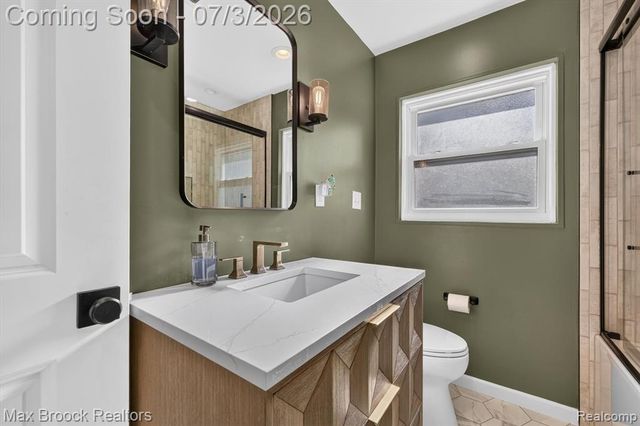 1124 E Windemere Avenue, Royal Oak, MI 48073
