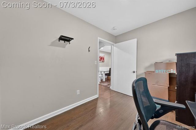 1124 E Windemere Avenue, Royal Oak, MI 48073