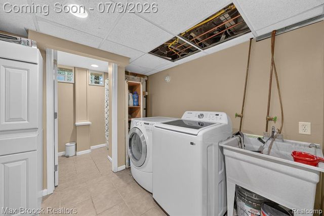 1124 E Windemere Avenue, Royal Oak, MI 48073