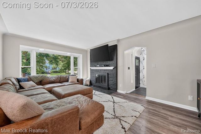 1124 E Windemere Avenue, Royal Oak, MI 48073