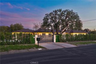 9506 Burnet, North Hills, CA 91343