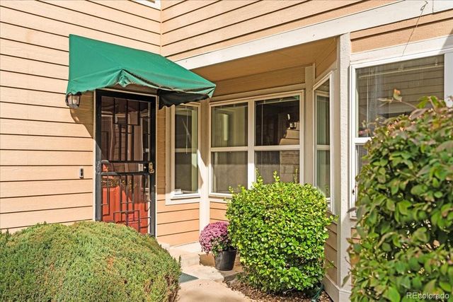 10000 E Yale Avenue 42, Denver, CO 80231