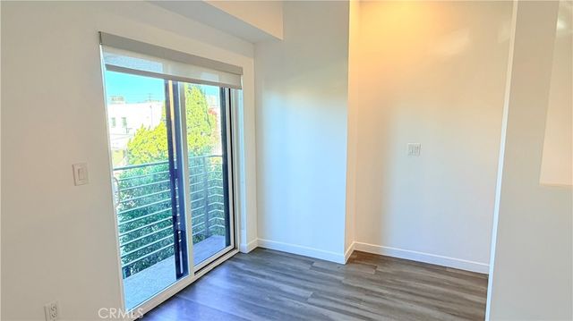 1418 S Cloverdale Avenue, Los Angeles, CA 90019