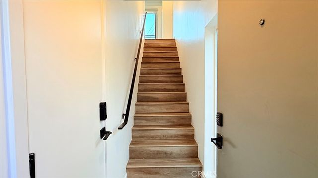 1418 S Cloverdale Avenue, Los Angeles, CA 90019