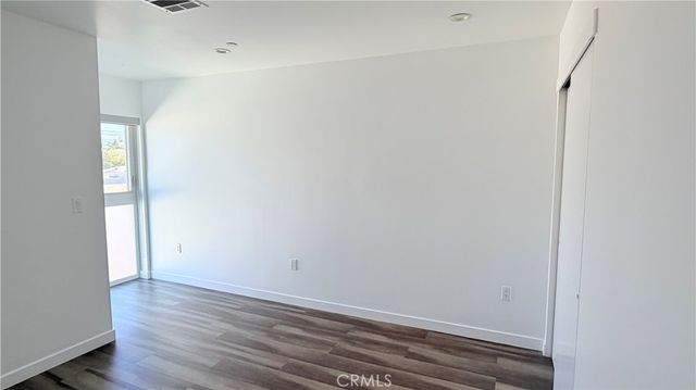 1418 S Cloverdale Avenue, Los Angeles, CA 90019