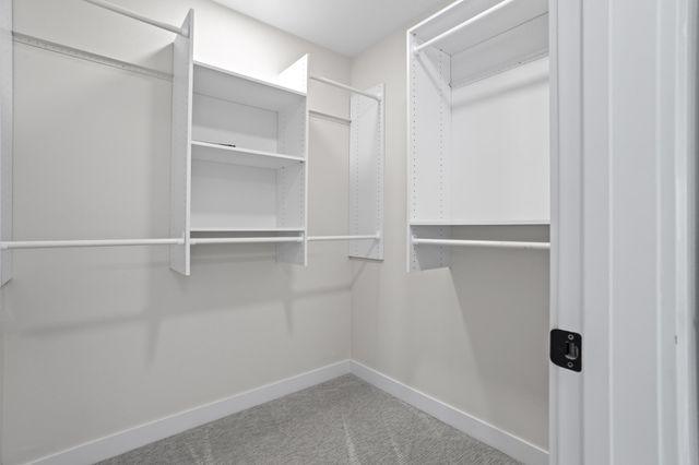 2791 Golden Valley Parkway S, Fargo, ND 58104