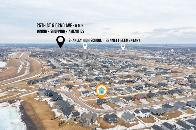 2791 Golden Valley Parkway S, Fargo, ND 58104