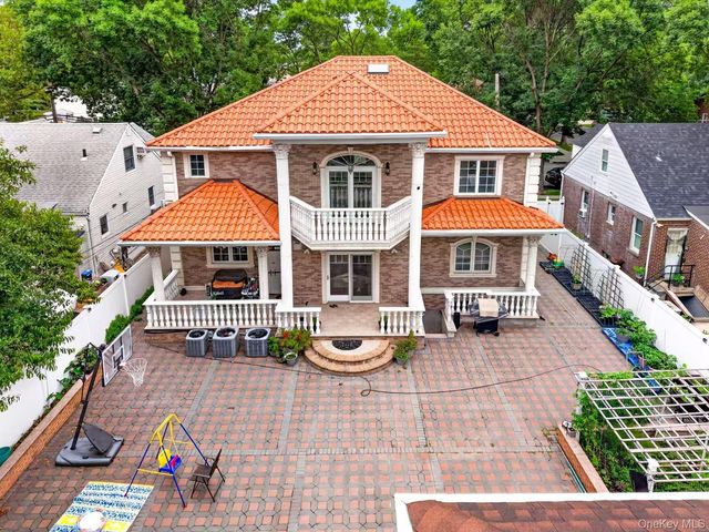 242-14 83rd Avenue, Bellerose, NY 11426