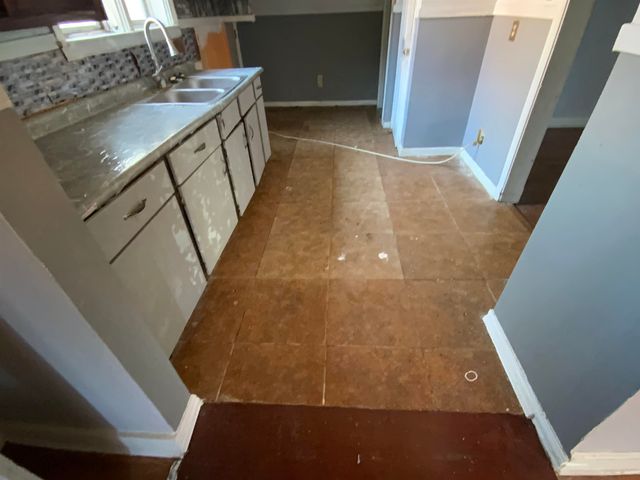 938 INMAN RD, Memphis, TN 38111