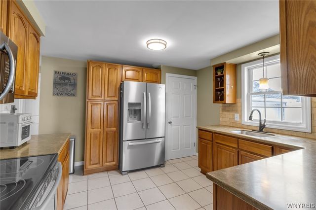 966 Parkhurst Boulevard, Tonawanda, NY 14150