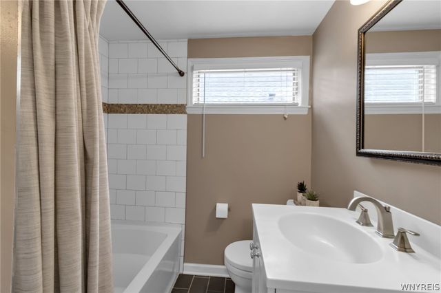 966 Parkhurst Boulevard, Tonawanda, NY 14150