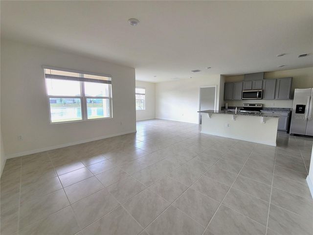 420 NOBLE AVENUE, Davenport, FL 33837