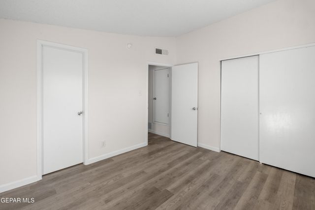 10829 OBSIDIAN Street, El Paso, TX 79924