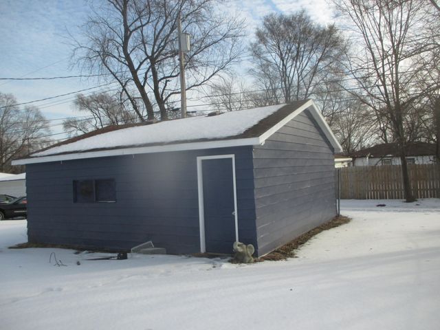 3967 Willow Street, Hobart, IN 46342