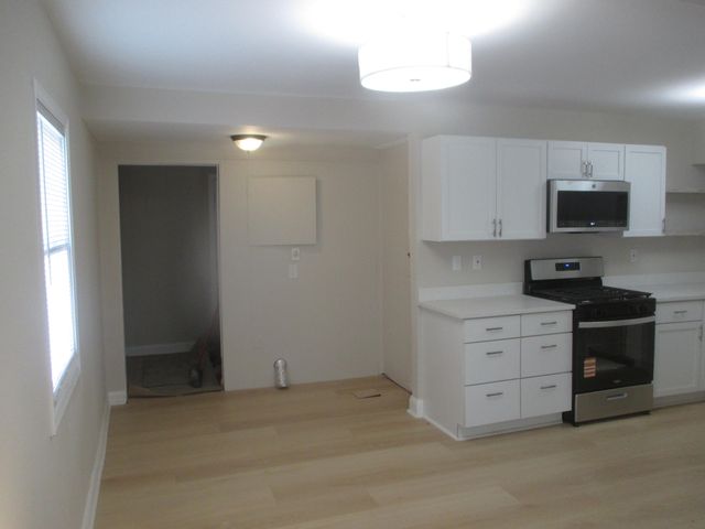 3967 Willow Street, Hobart, IN 46342