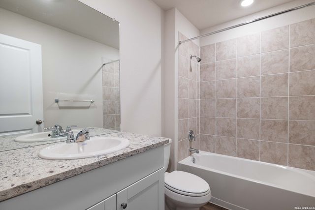 2881 BROGAN CRK, New Braunfels, TX 78130