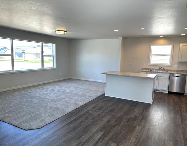 947 Sully WAY, Sheboygan Falls, WI 53085