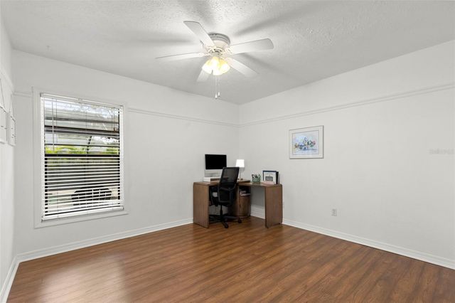 15701 COUNTRY LAKE DRIVE, Tampa, FL 33624