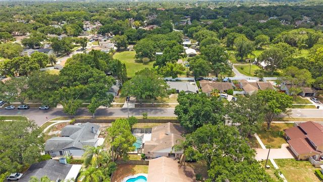 15701 COUNTRY LAKE DRIVE, Tampa, FL 33624
