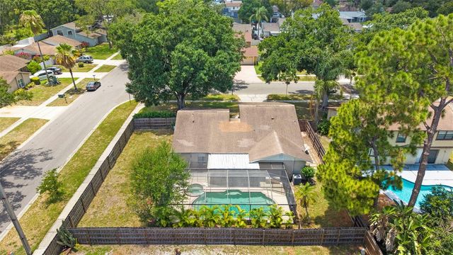 15701 COUNTRY LAKE DRIVE, Tampa, FL 33624