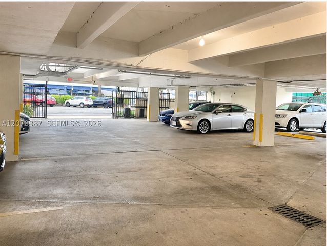 1250 Lincoln Rd 401, Miami Beach, FL 33139