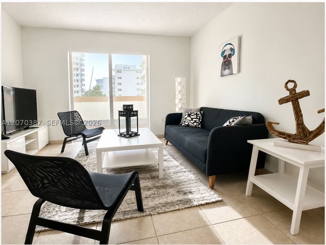1250 Lincoln Rd 401, Miami Beach, FL 33139