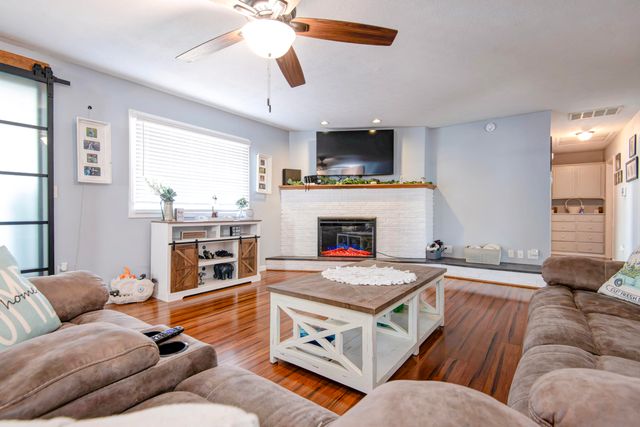 3959 W Juno Street, Springfield, MO 65802