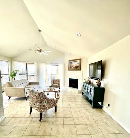 5709 Southern Cross Drive, Rockwall, TX 75032