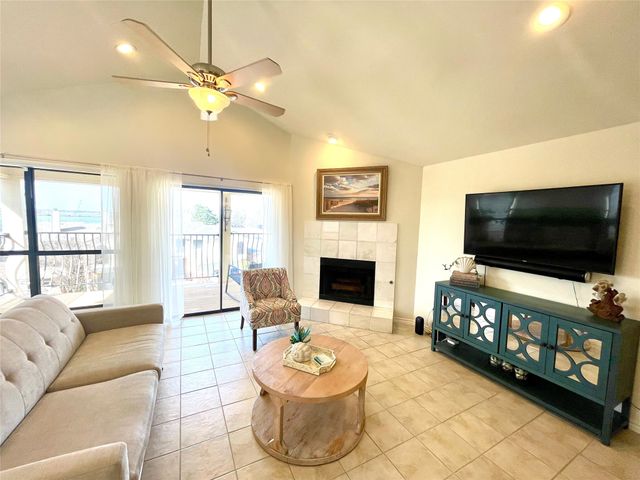 5709 Southern Cross Drive, Rockwall, TX 75032