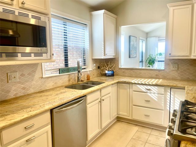 5709 Southern Cross Drive, Rockwall, TX 75032