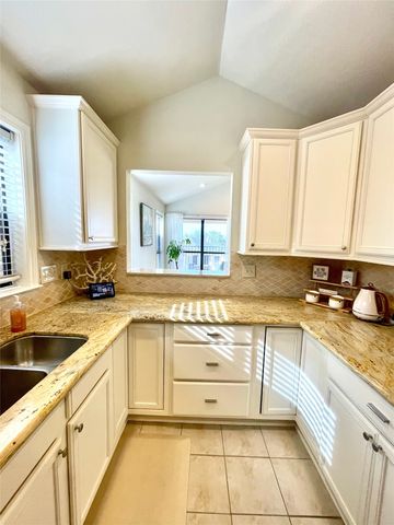 5709 Southern Cross Drive, Rockwall, TX 75032