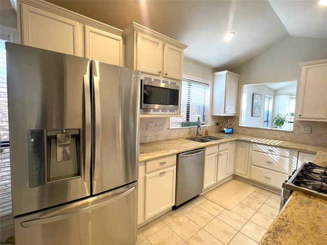 5709 Southern Cross Drive, Rockwall, TX 75032