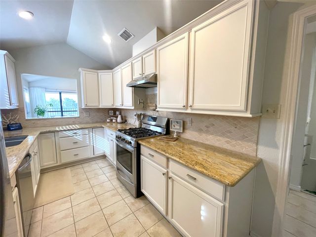 5709 Southern Cross Drive, Rockwall, TX 75032