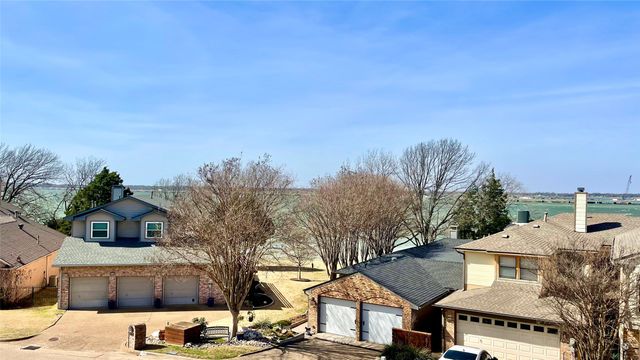 5709 Southern Cross Drive, Rockwall, TX 75032