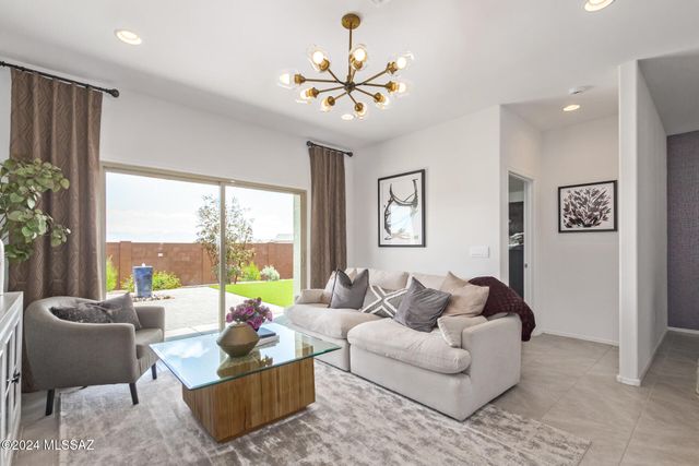 14131 E Canidae Drive, Vail, AZ 85641