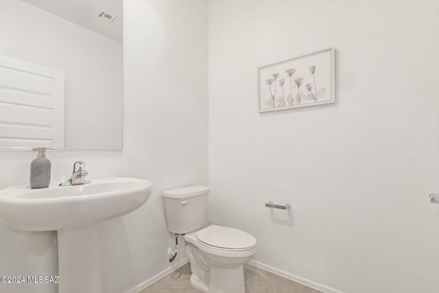 14131 E Canidae Drive, Vail, AZ 85641