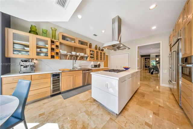 10101 SW 145th St, Miami, FL 33176