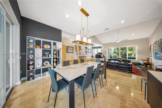 10101 SW 145th St, Miami, FL 33176