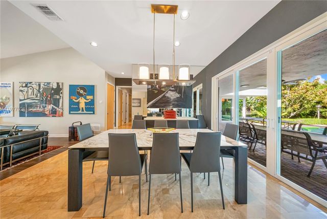 10101 SW 145th St, Miami, FL 33176