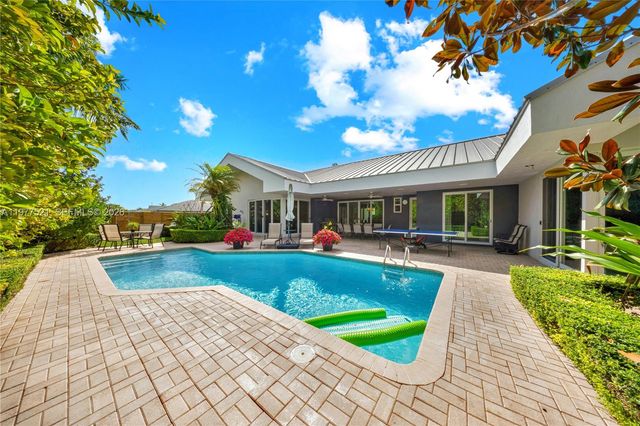 10101 SW 145th St, Miami, FL 33176