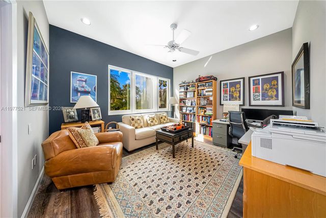 10101 SW 145th St, Miami, FL 33176