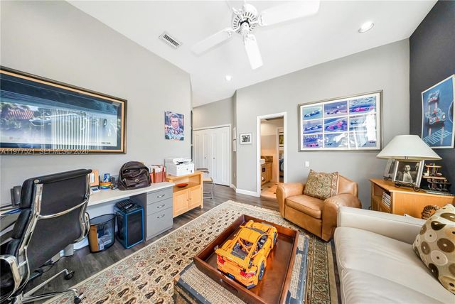 10101 SW 145th St, Miami, FL 33176