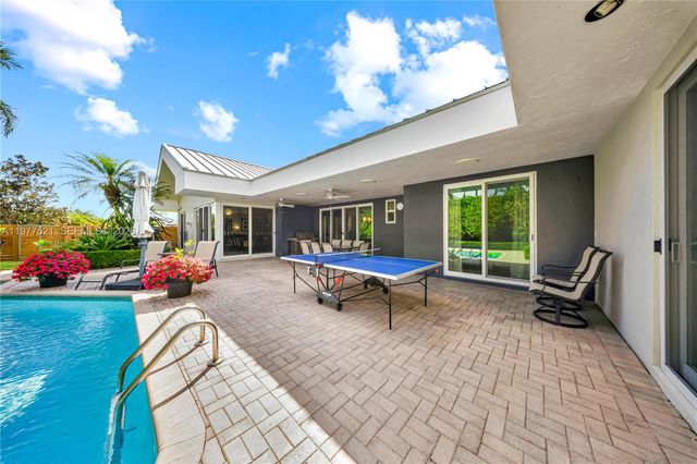 10101 SW 145th St, Miami, FL 33176