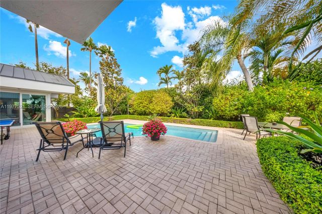 10101 SW 145th St, Miami, FL 33176